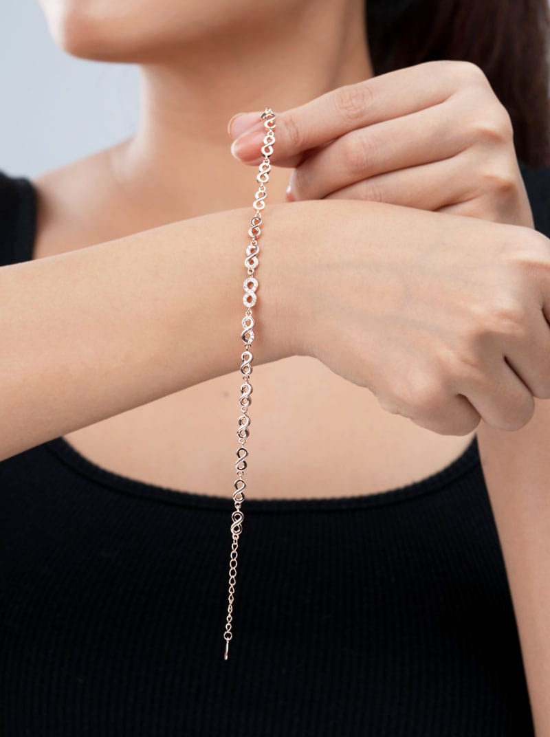 Infinity Bracelet Rose Gold