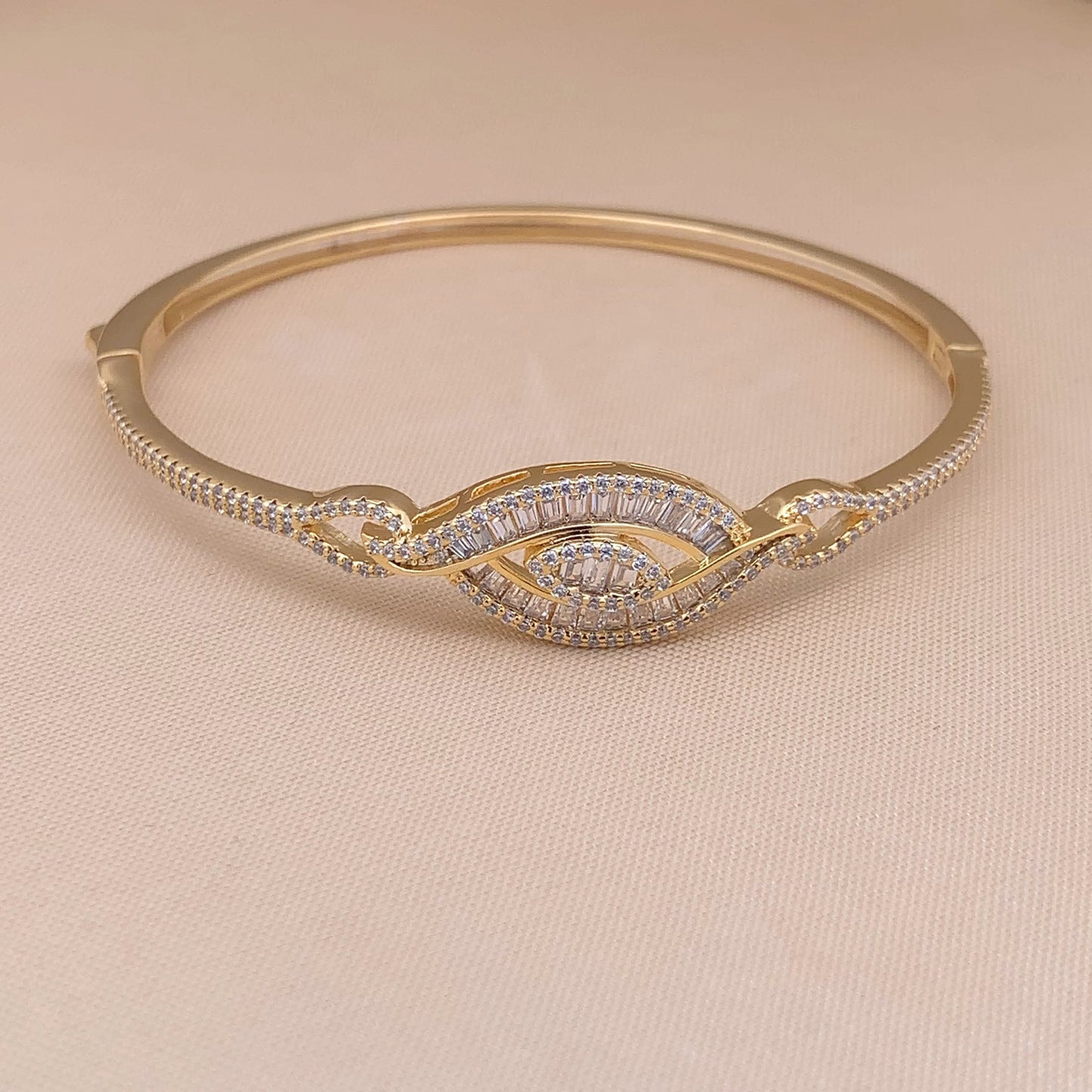 Mystic Eye Cuff Bracelet (Pure Silver)