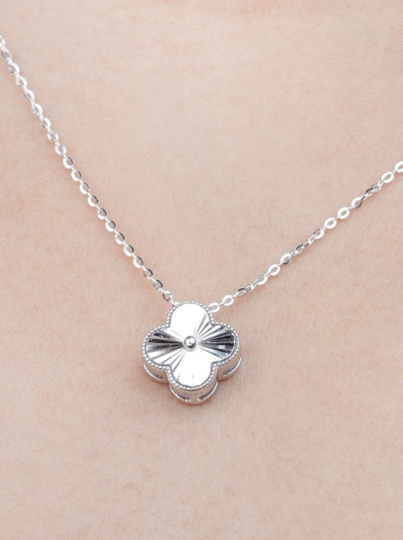 Zircon Clover Pendant Chain Silver