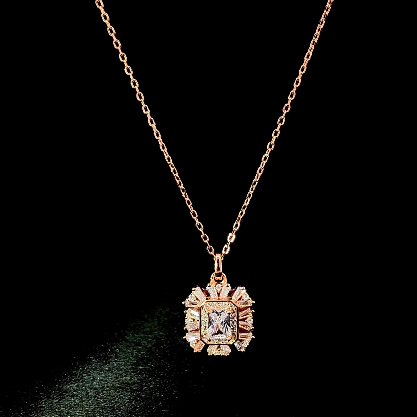 Classic Rectangle Pendant Chain Rose Gold
