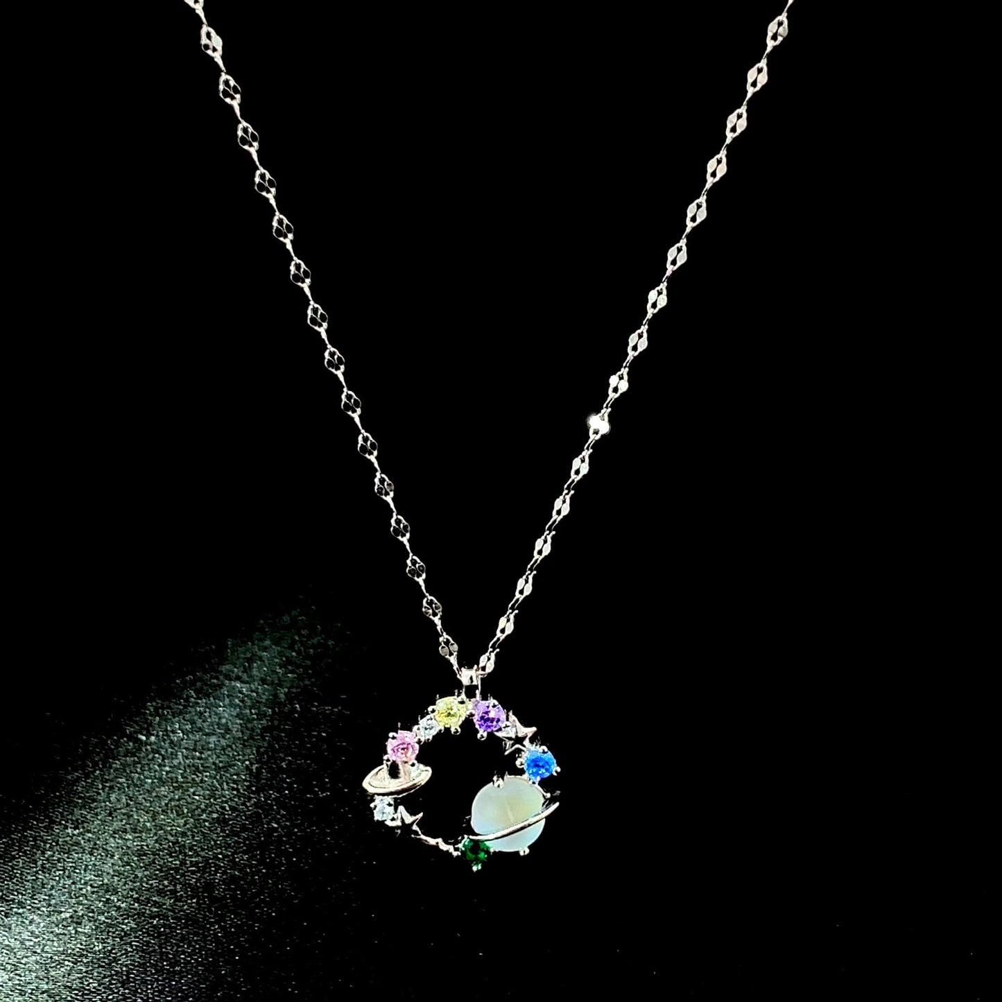 Saturn Zircon Pendant Chain Silver