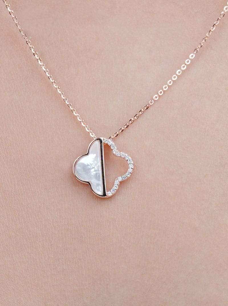 Charming Clover Pendant Chain (Pure Silver)