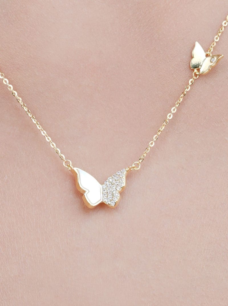 Fluttering Wings Pendant Chain (Pure Silver)