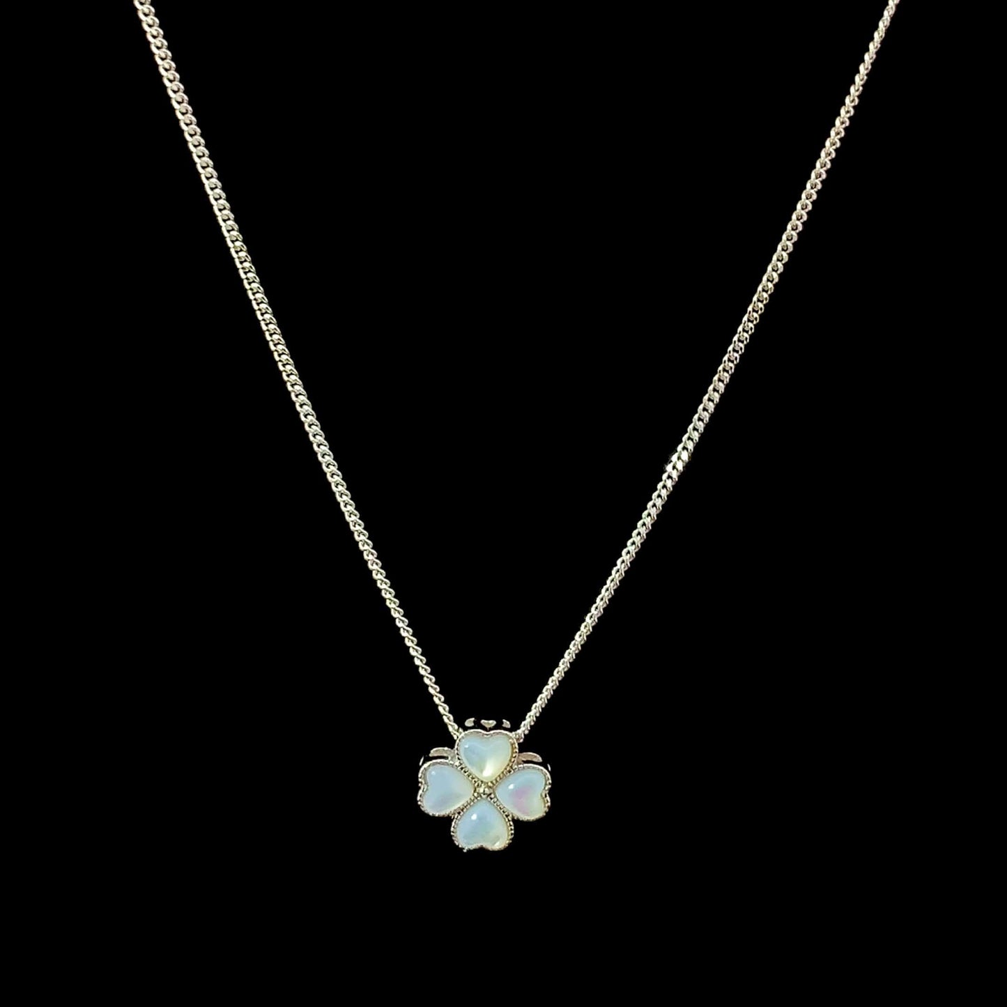 White Heart Clover Pendant Chain Silver