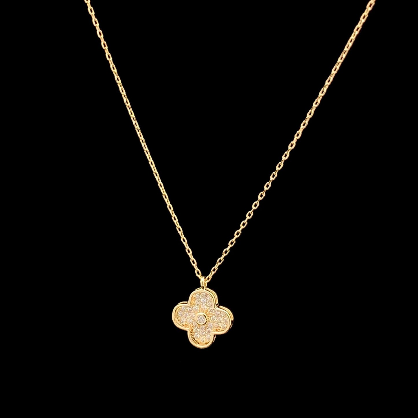 Sparkling Clover Pendant Chain Gold