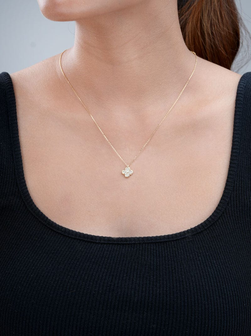 Sparkling Clover Pendant Chain (Pure Silver)