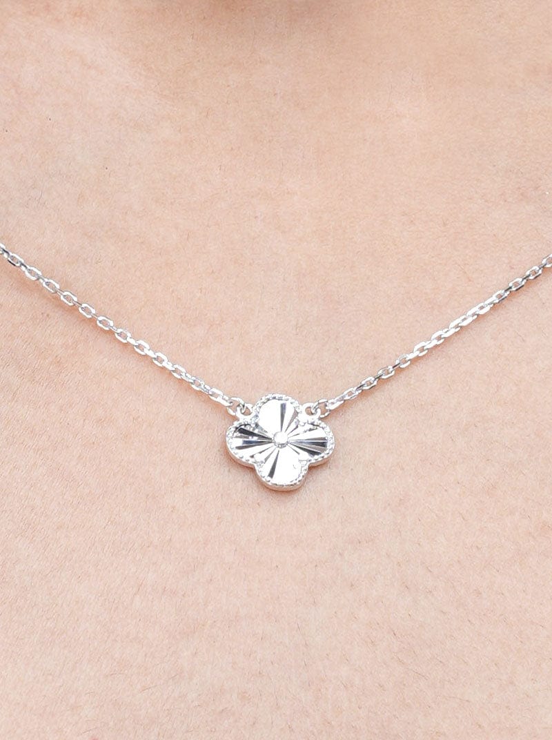 Trio Clover Pendant Chain