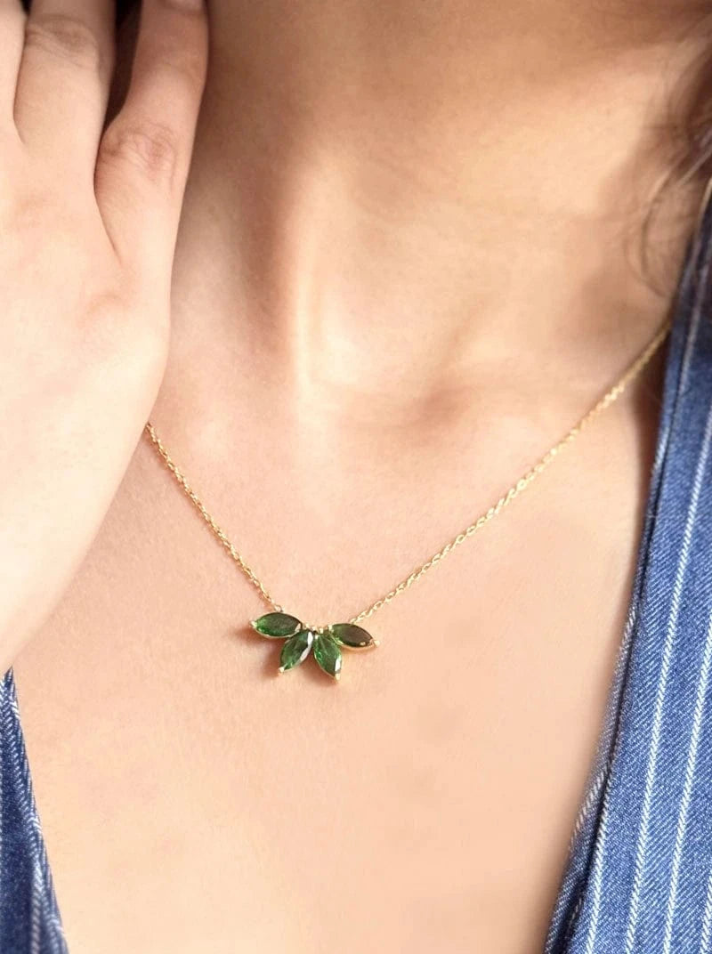 Verdant Ray Pendant Chain (925 Real Silver) - Gold