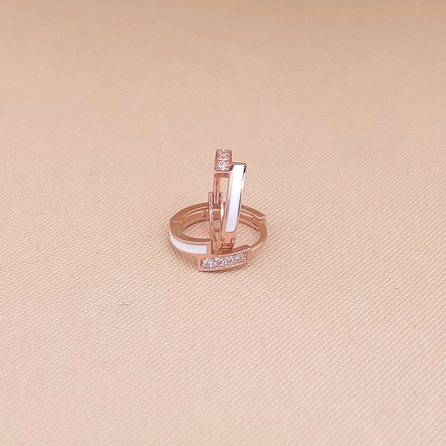 Huggie Earrings (Pure Silver)