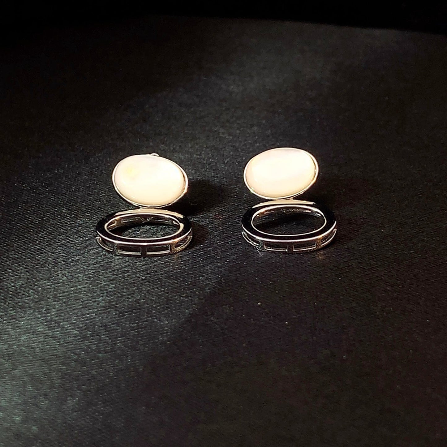 Slanting Oval Drop Earrings Silver