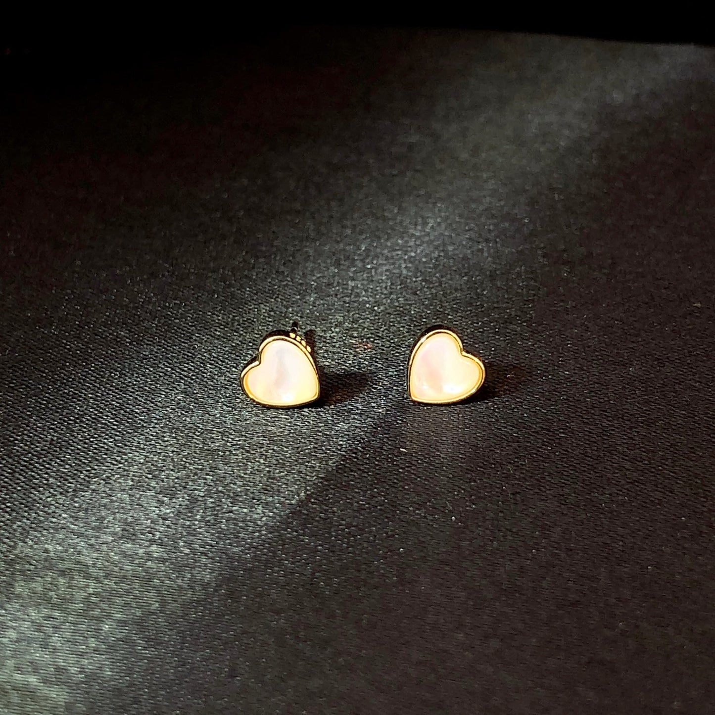 Tiny Heart Stud Earrings Gold