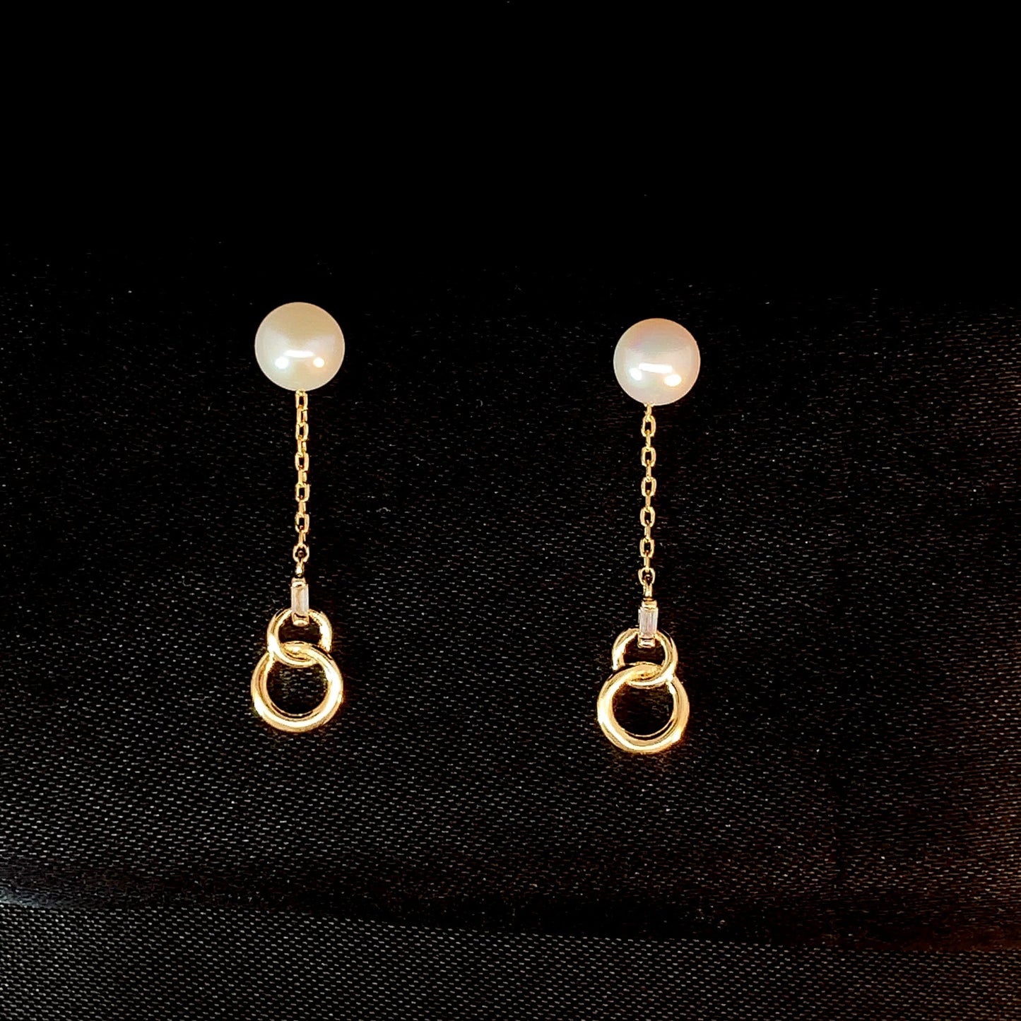Pearl Pendulum Drop Earrings Gold