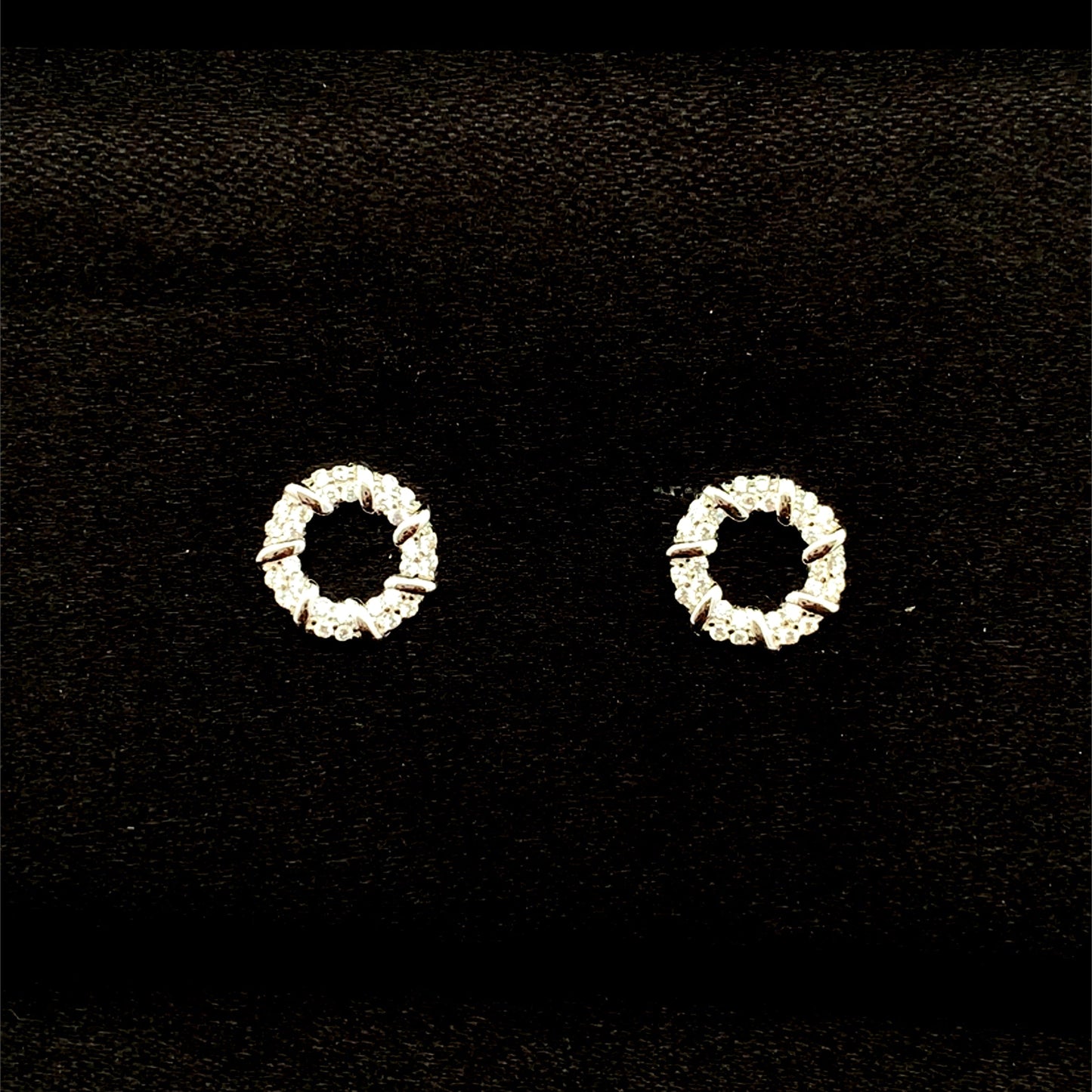 Classic Circle Stud Earrings Silver