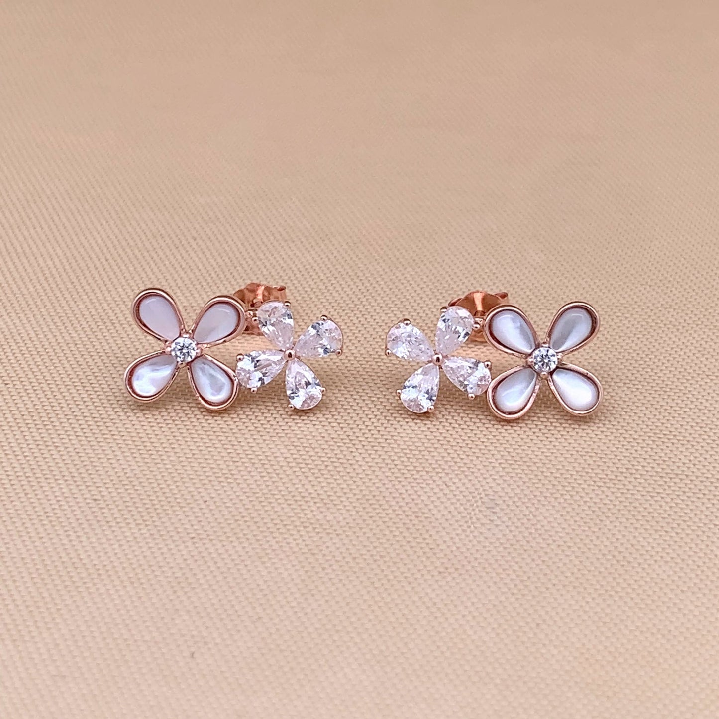 Adjoined Blooms Stud Earrings (Pure Silver)