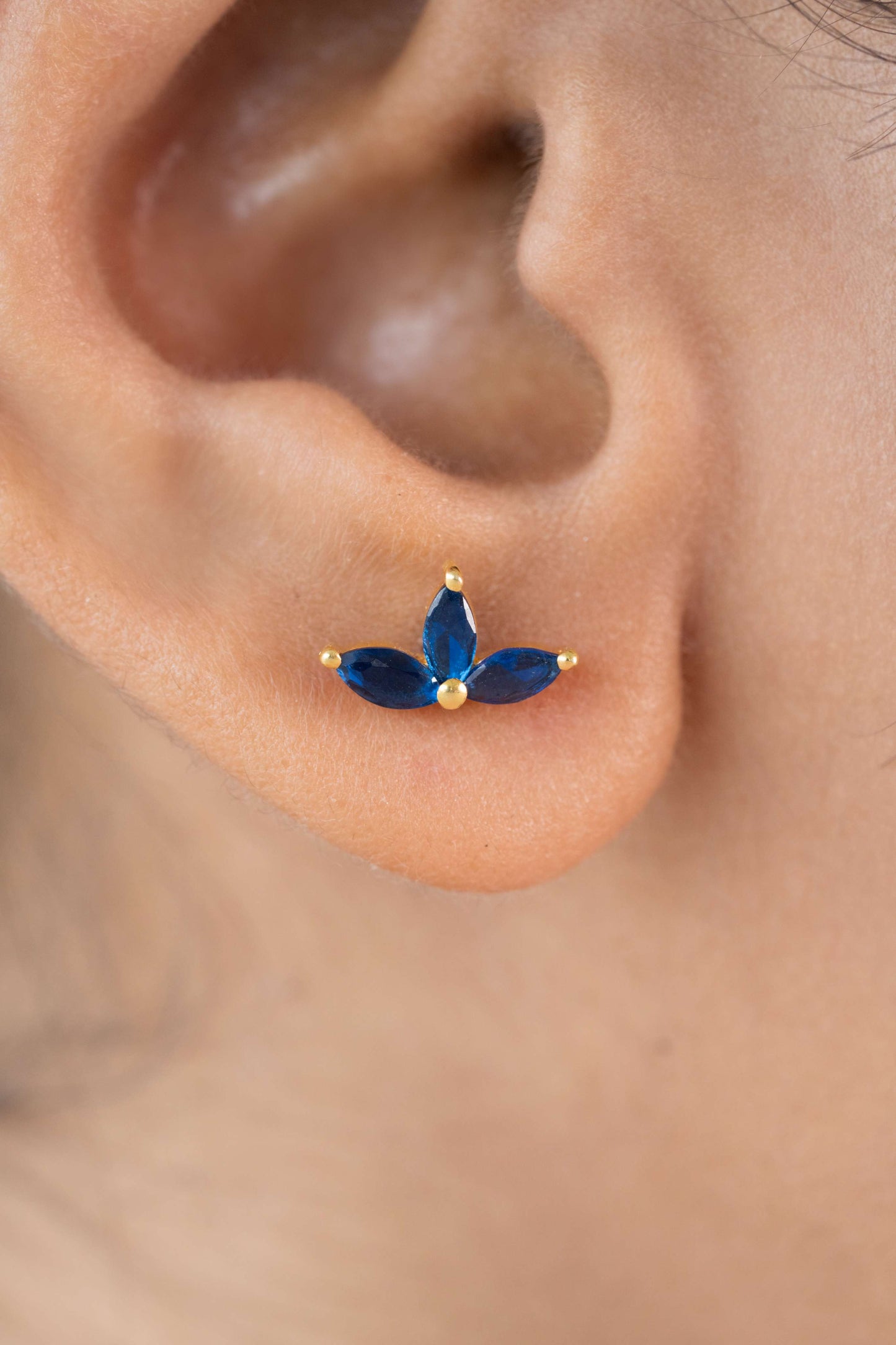 Noir Navy Stud Earrings (Pure Silver) - Gold