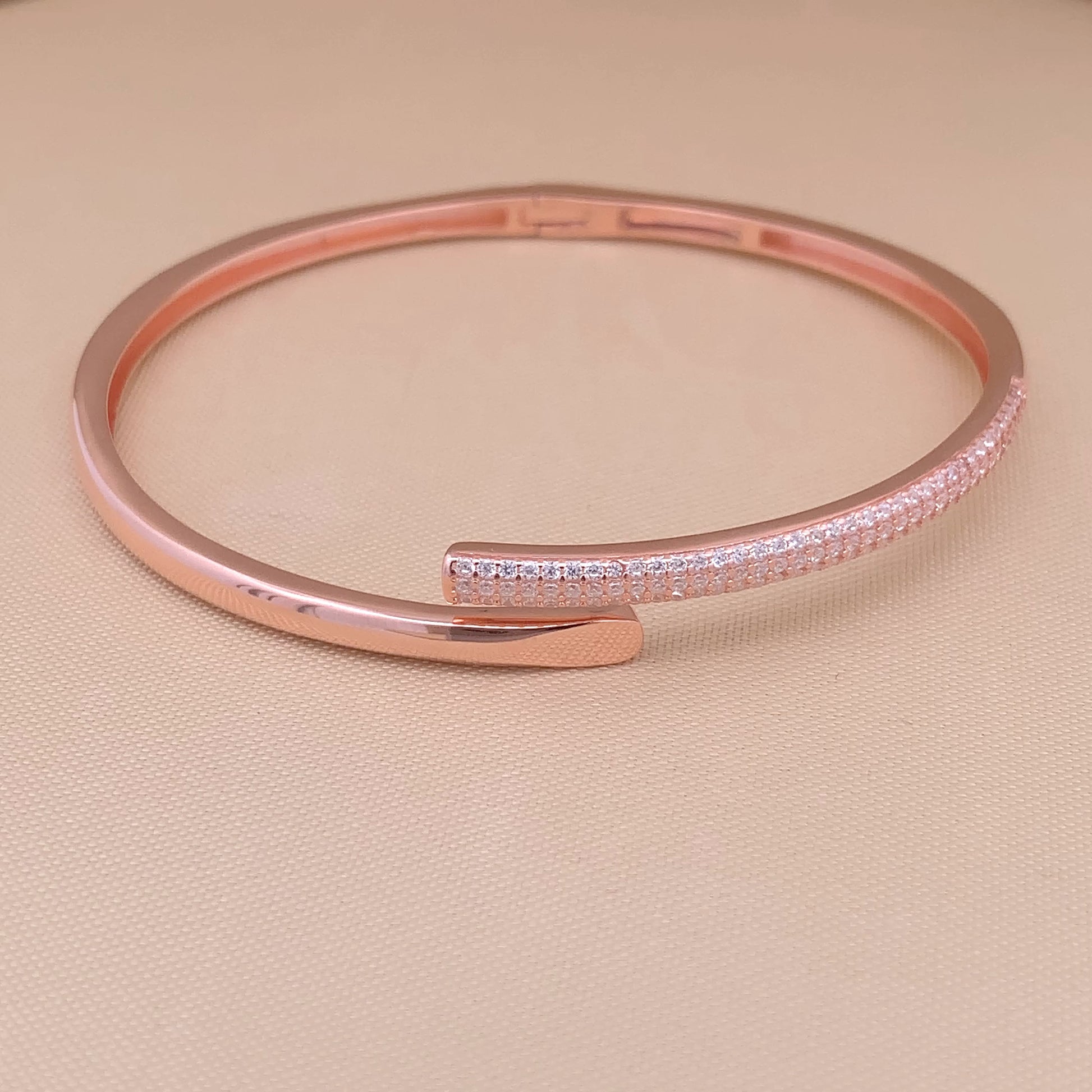 Zirconia Cuff Bracelet Rose Gold