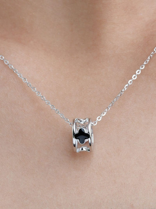 Clover Roll Pendant Chain Silver