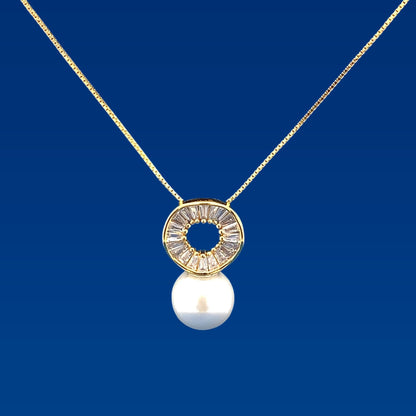 Pearl Pendant Chain Gold