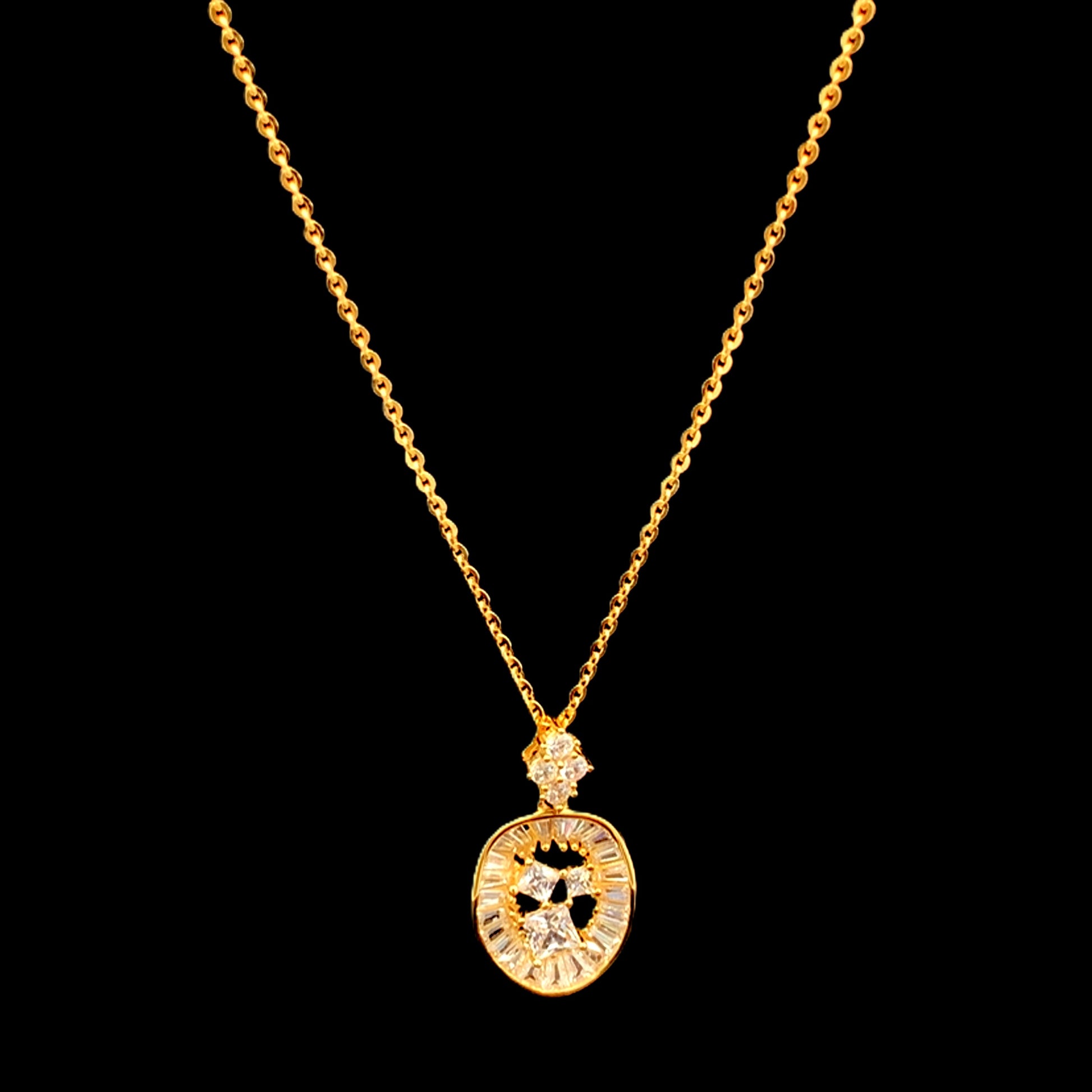 Oval Dazzle Pendant Chain Gold