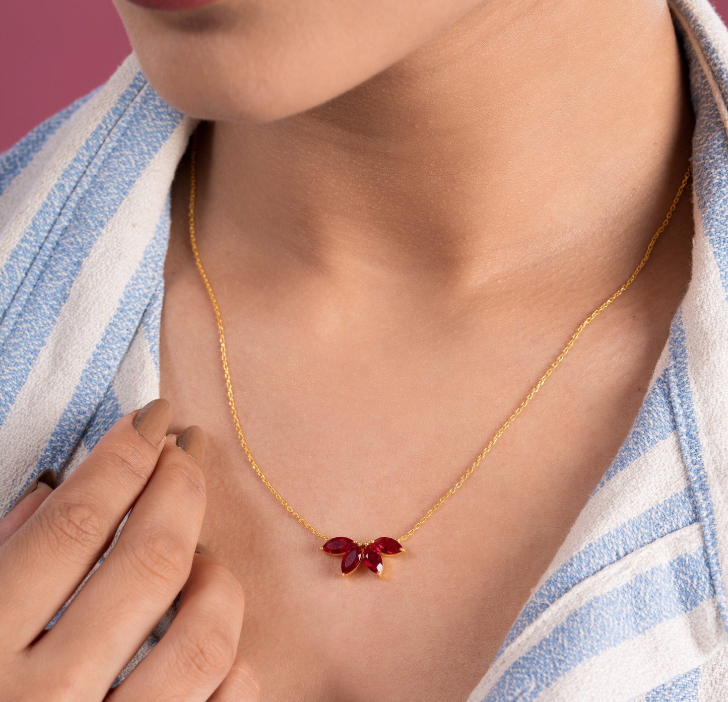 Sanguine Ray Pendant Chain (925 Real Silver) - Gold