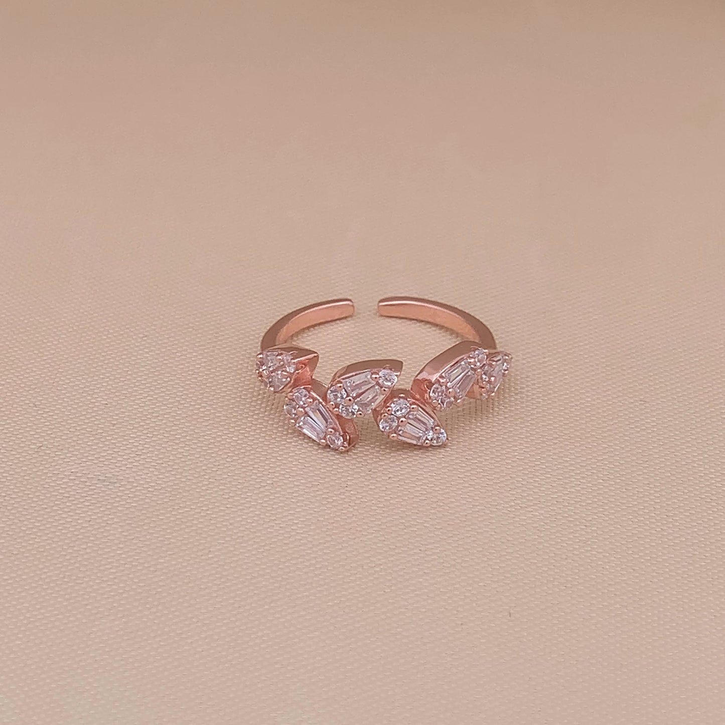 Enticing Leaves Adjustable Ring Rose Gold